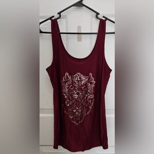No Boundaries Women’s Size XL Maroon Sleeveless Tank with an owl on Front